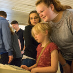 Besucher im Oldenburger Computer-Museum